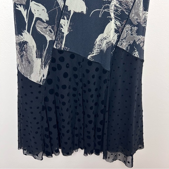 Fuzzy Midi Mesh Polka dot abstract black skirt - Picture 3 of 7